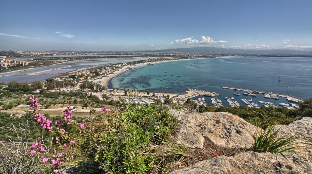 ท่าเรือ Cagliari Marina Piccola