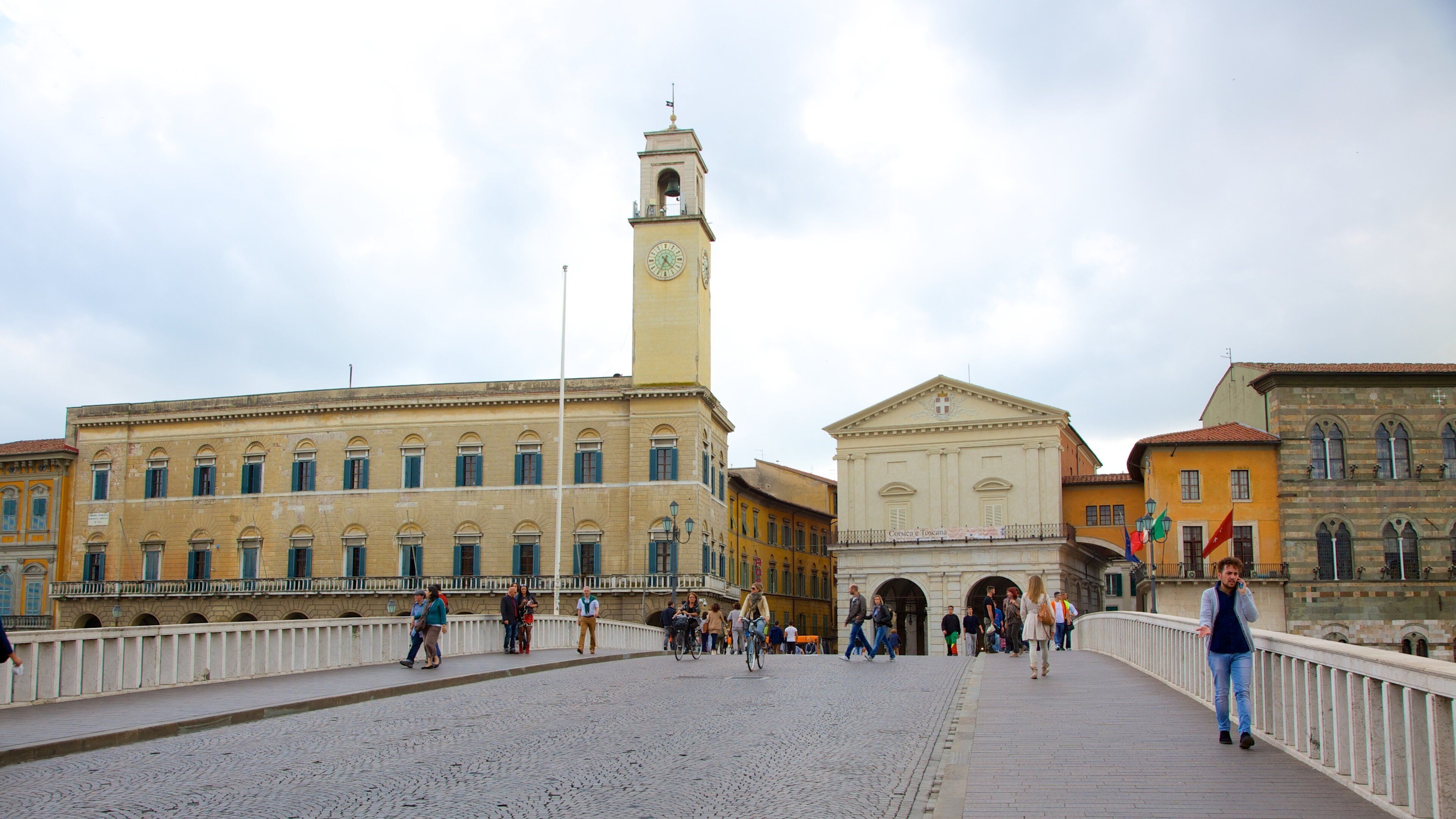 Palazzo Pretorio which includes heritage architecture and street scenes