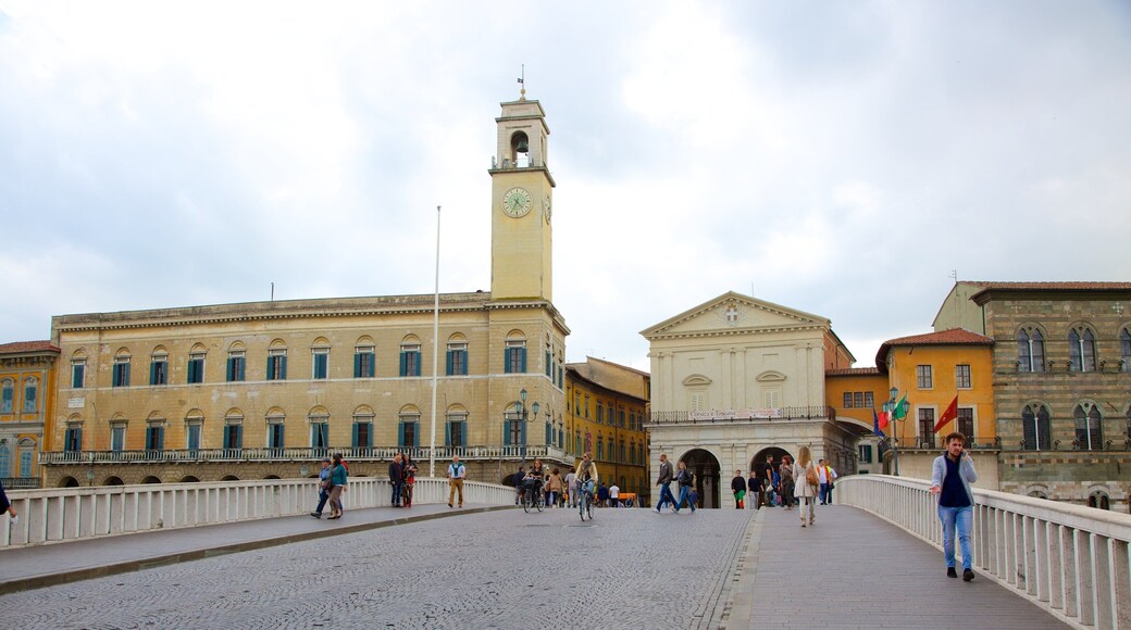 Palazzo Pretorio which includes heritage architecture and street scenes