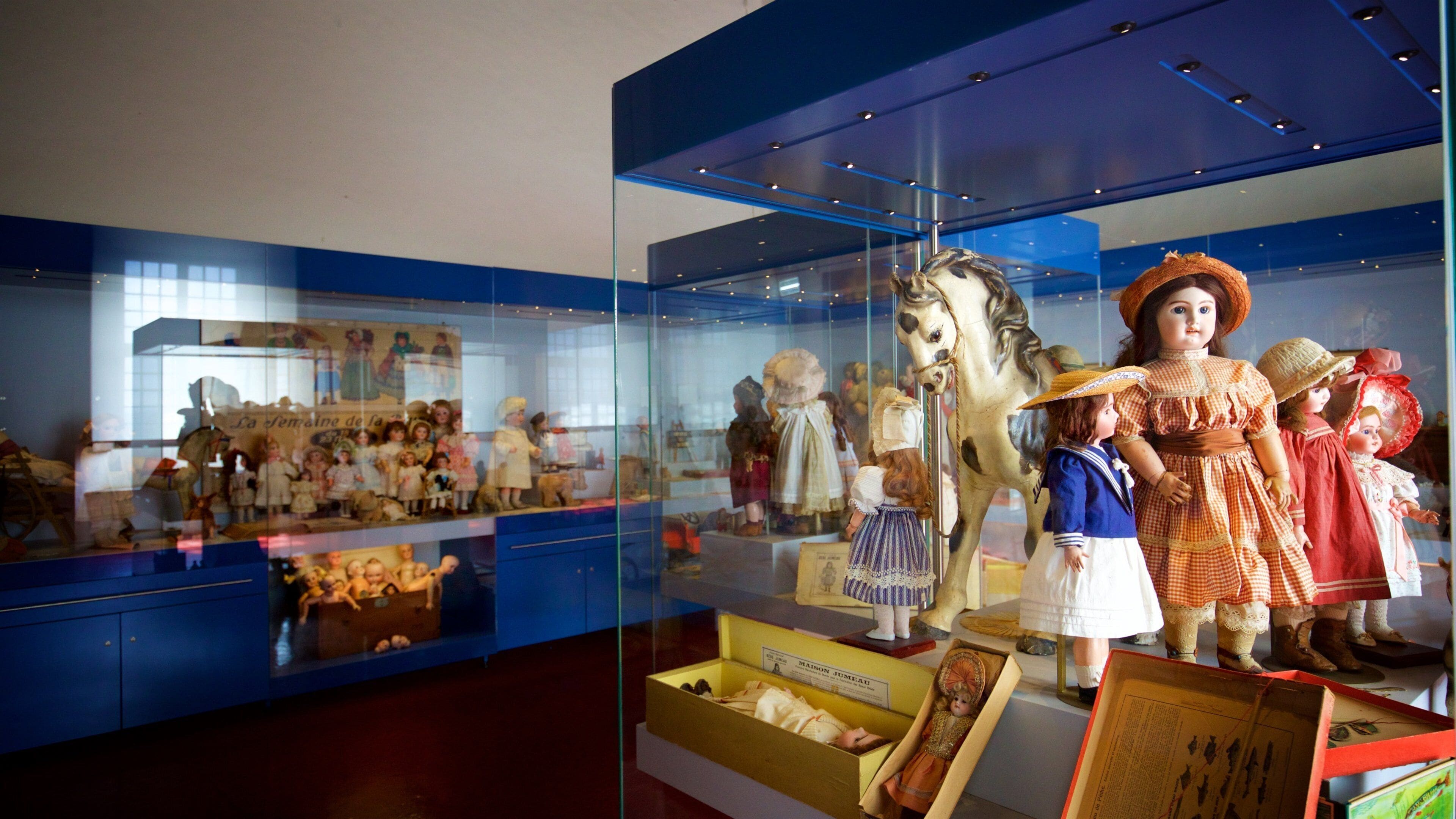 Rocca di Angera som viser kulturarv og innendørs