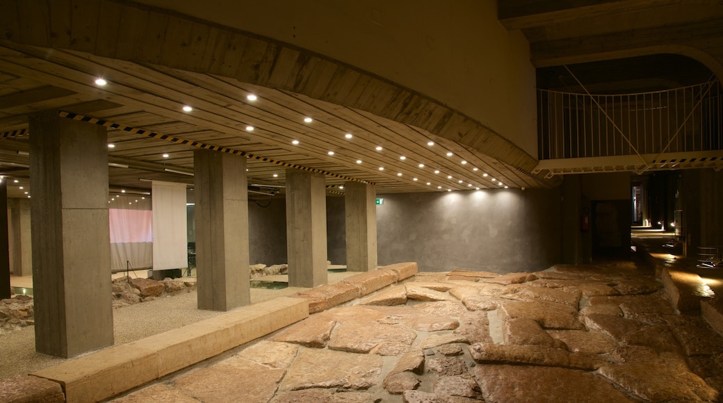 Trento which includes heritage elements and interior views