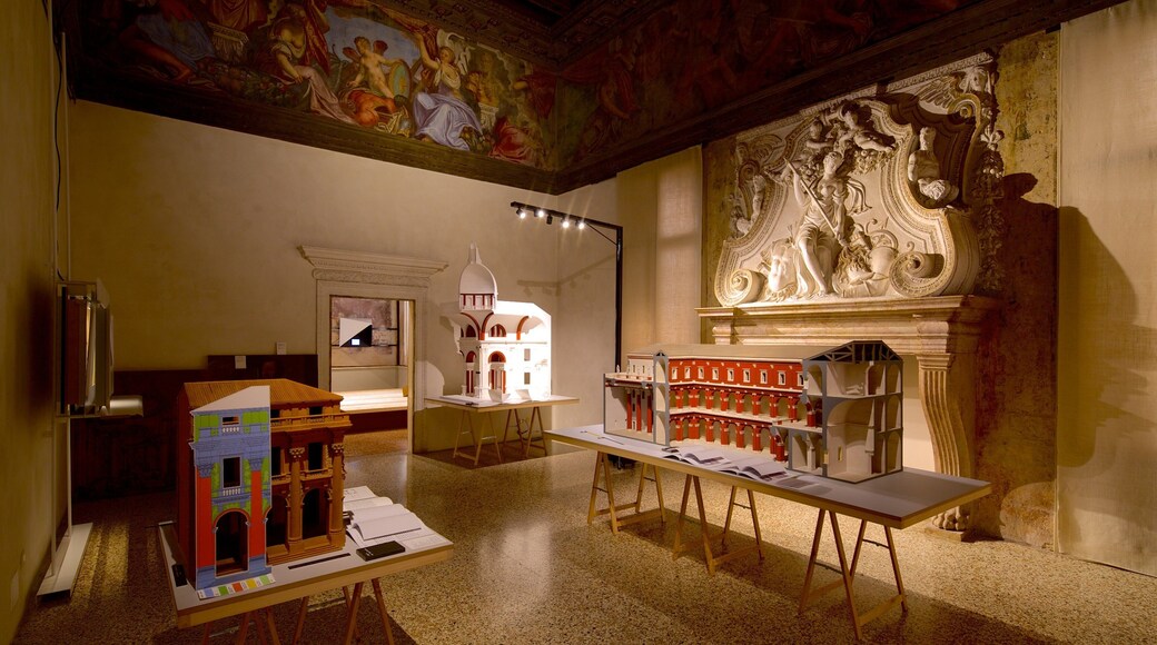 Vicenza featuring interior views