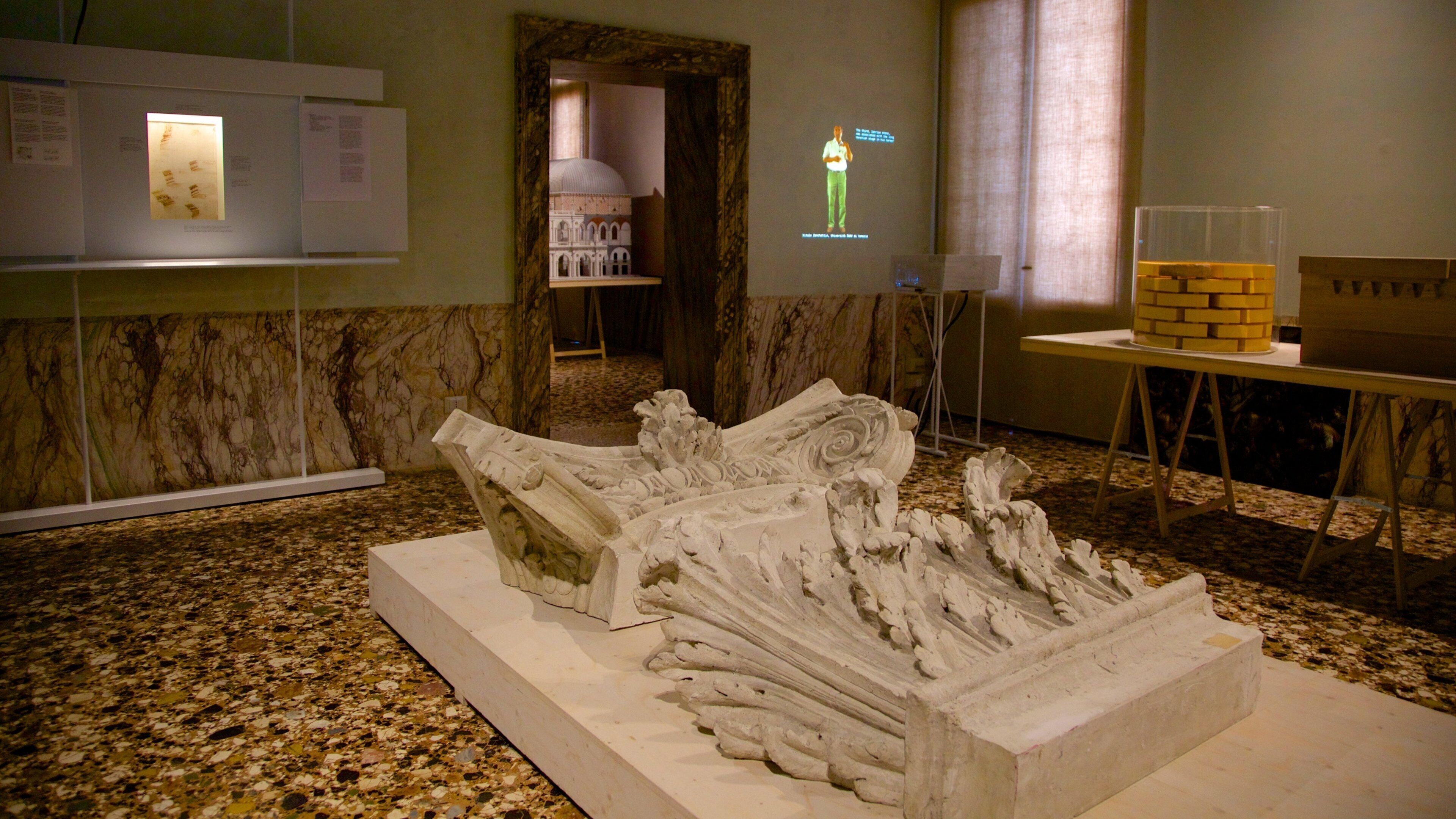 維琴察 呈现出 內部景觀