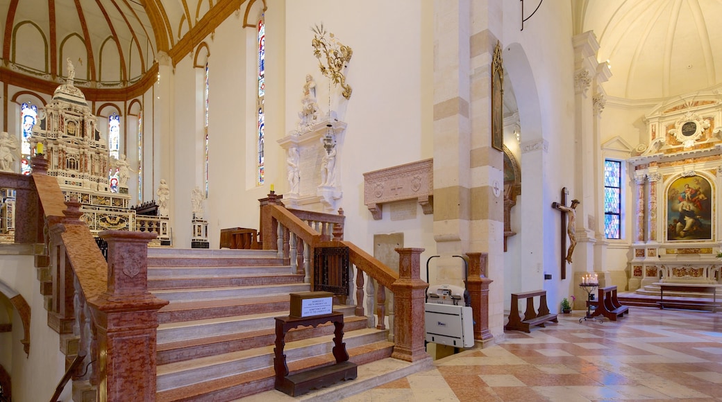Chiesa di Santa Corona which includes religious aspects, a church or cathedral and interior views