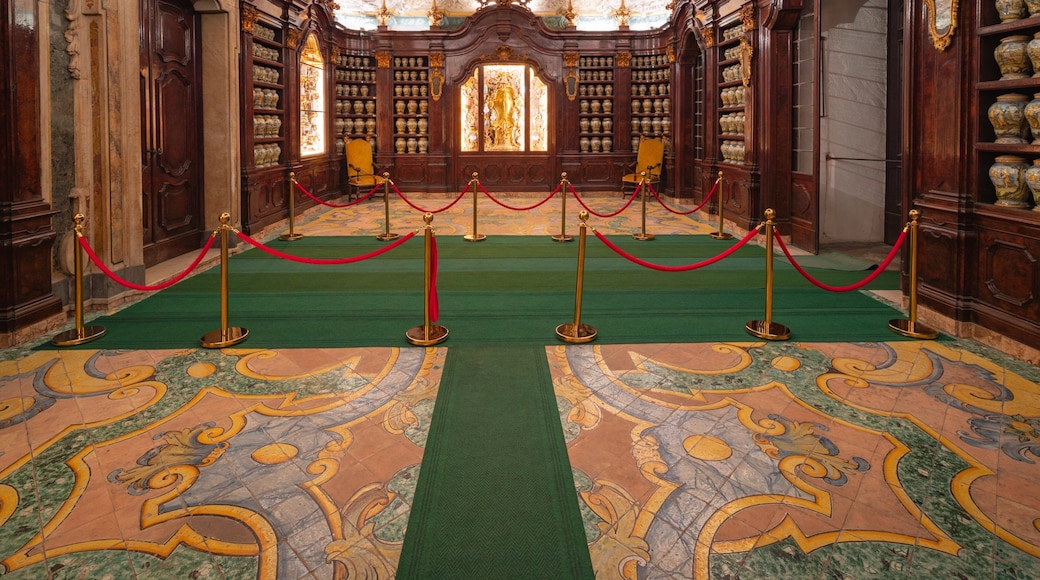Museo delle Arti Sanitarie e Di Storia della Medicina which includes heritage elements and interior views