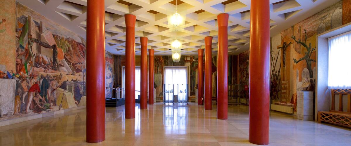 Palazzo del Bo mit einem Innenansichten und Kunst