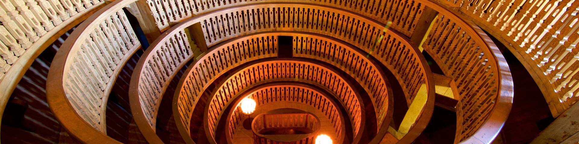 Palazzo del Bò showing heritage elements and interior views