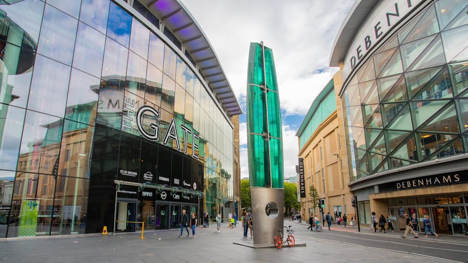 Newcastle City Center which includes outdoor art