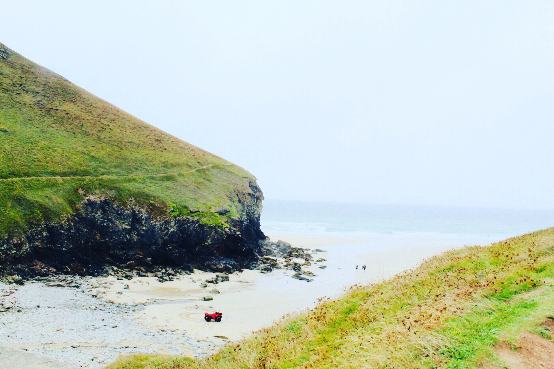 #chapelporth #stagnes #cornwall #beach #hills #sea #sand #cove