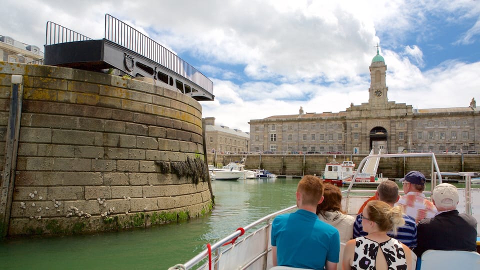 Plymouth inclusief historisch erfgoed, varen en historische architectuur