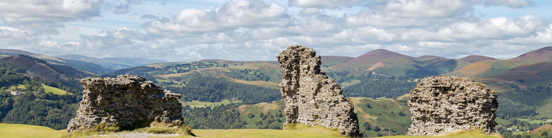Castell Dinas Bran, near Llangollen, Denbighshire, Wales, UK; Shutterstock ID 597855296; Purchase Order: -
