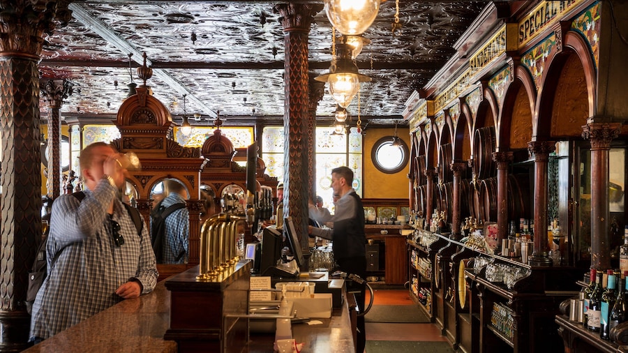 Crown Liquor Saloon featuring interior views, heritage elements and a bar