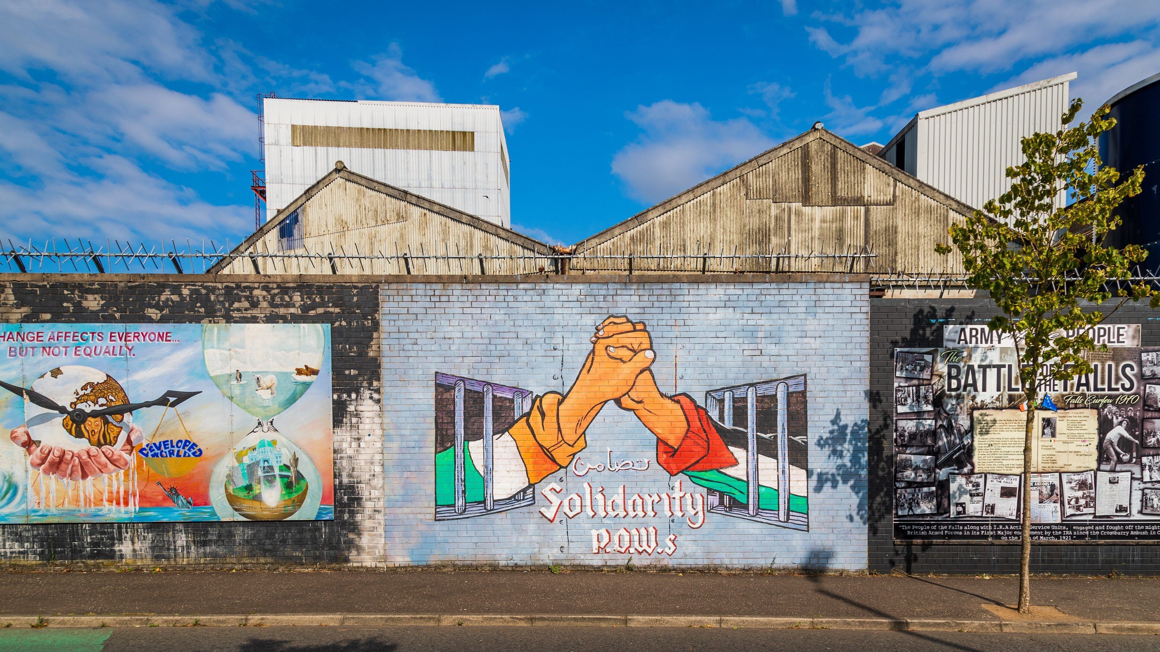 Belfast City Centre which includes outdoor art