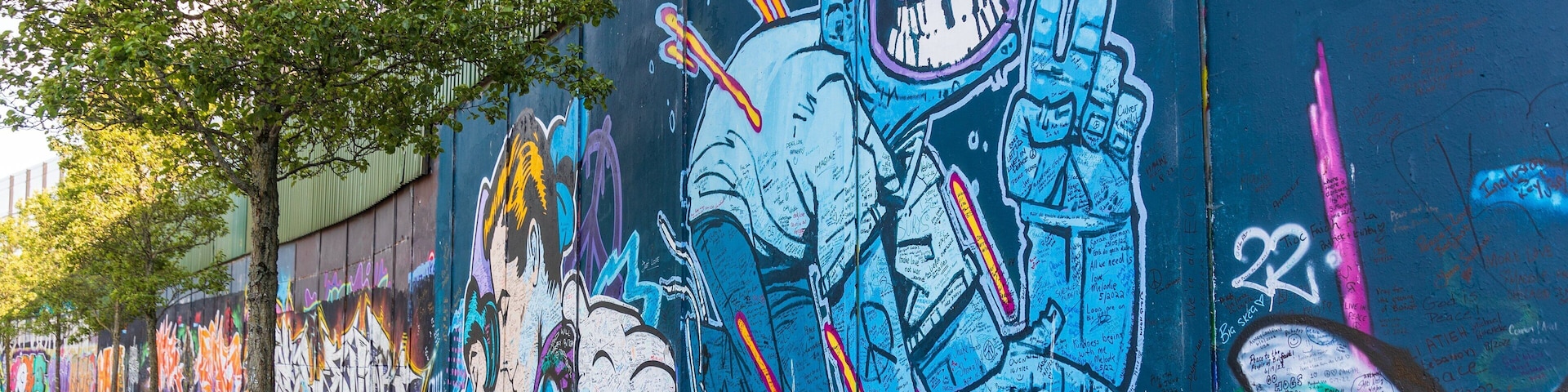 Peace Line featuring outdoor art