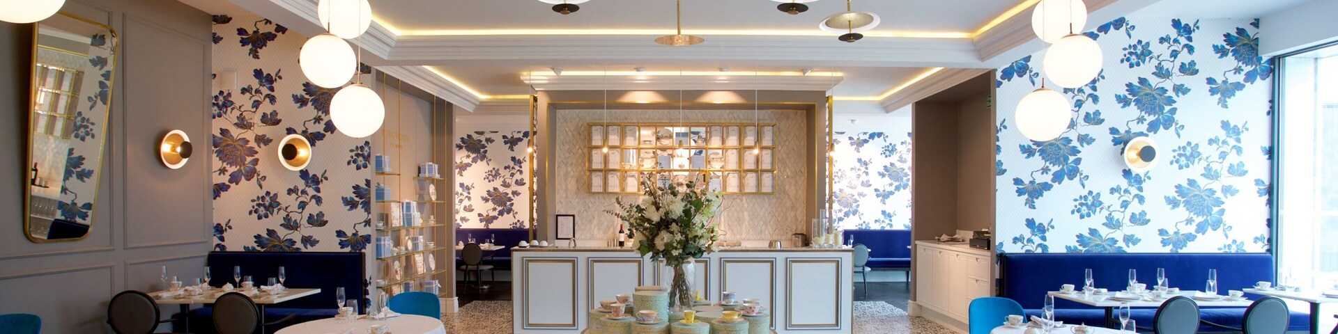 World of Wedgwood que incluye vistas de interior