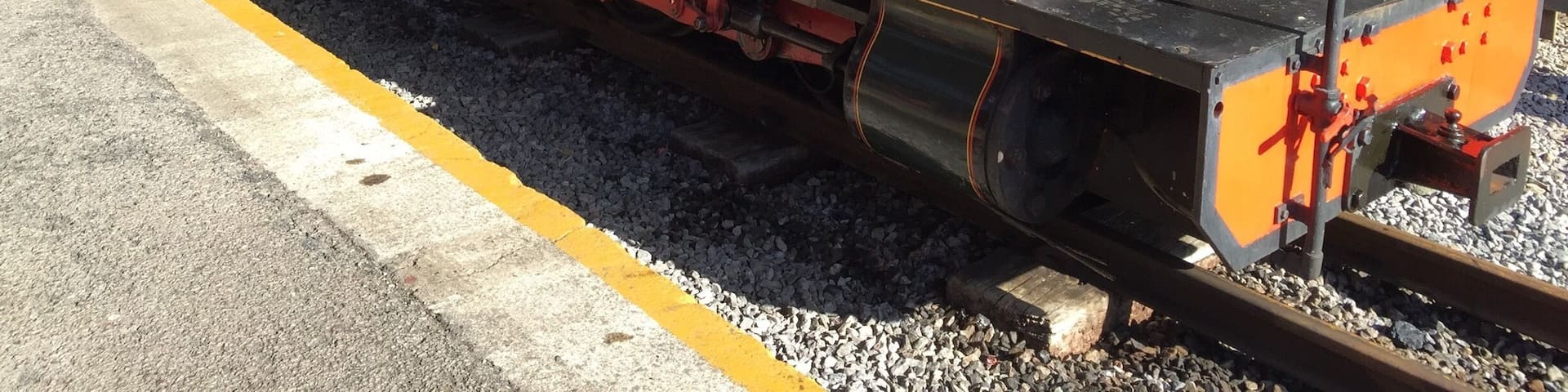 The miniature railway takes tourists on a great ride into the Cumbrian fells. Known locally as Laal Ratty in Cumbrian dialect. #cumbria #ravenglass