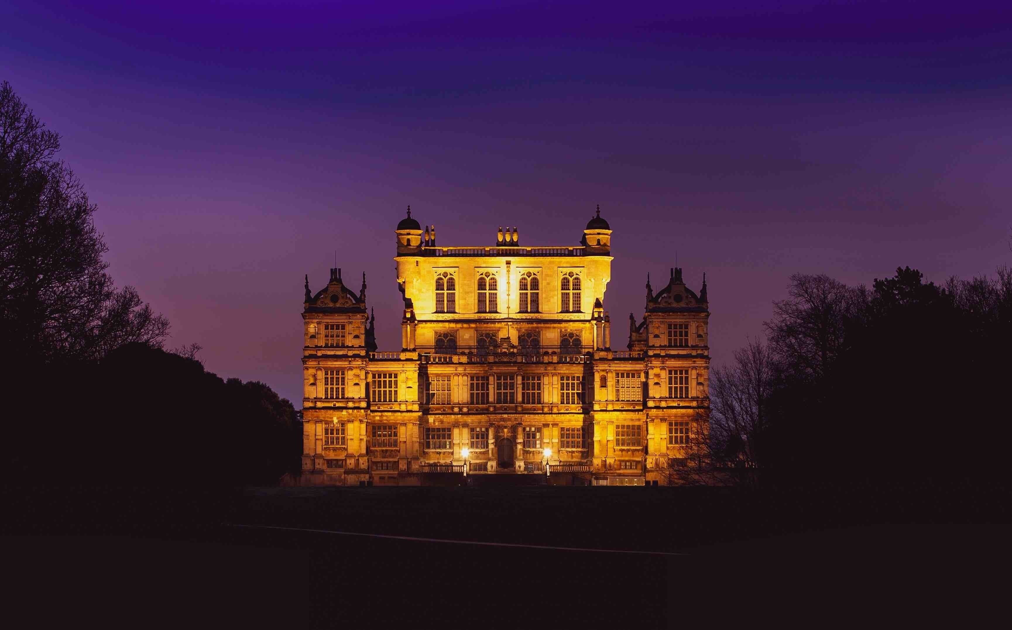 Pre dawn at Wollaton Hall just outside of Nottingham