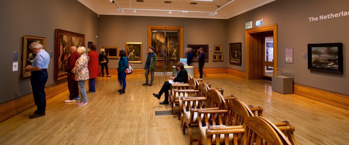 Ferens Art Gallery showing art and interior views as well as a small group of people