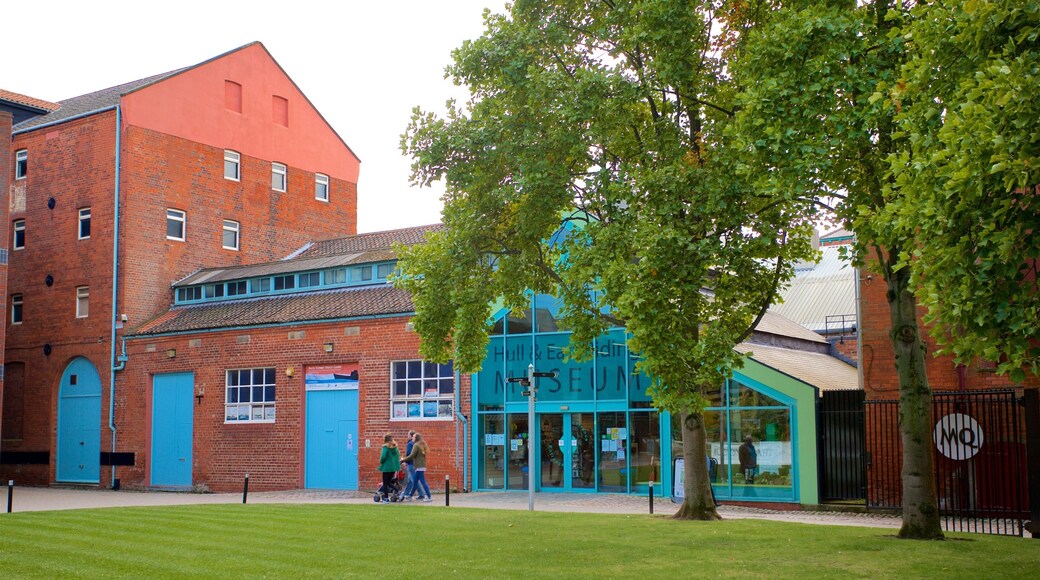 ハル アンド イーストライディング ミュージアム 及び 少数の人々