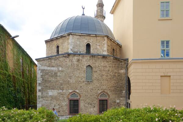 Pécs mit einem Moschee