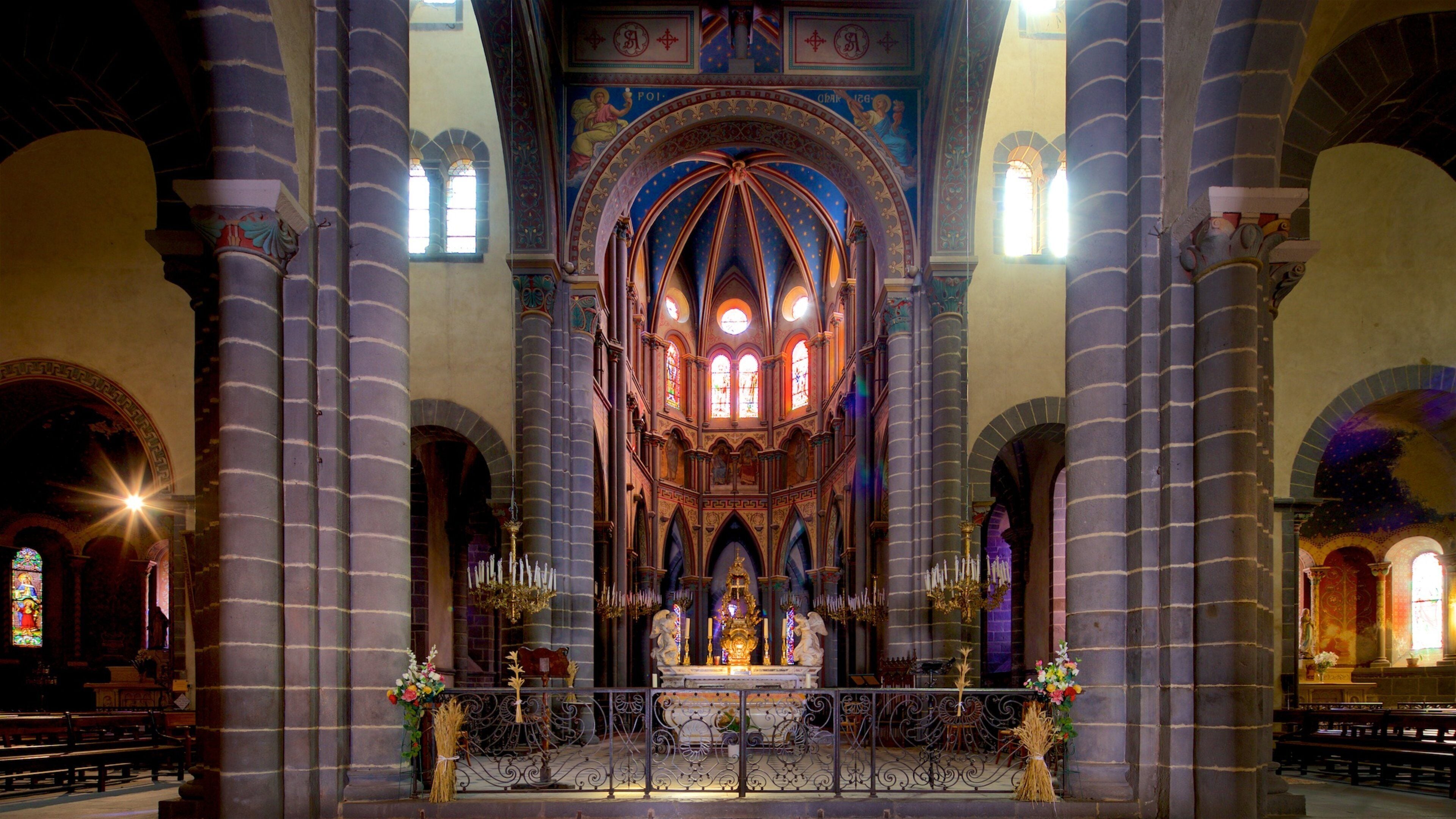 Église St-Amable som viser innendørs, kulturarv og kirke eller katedral