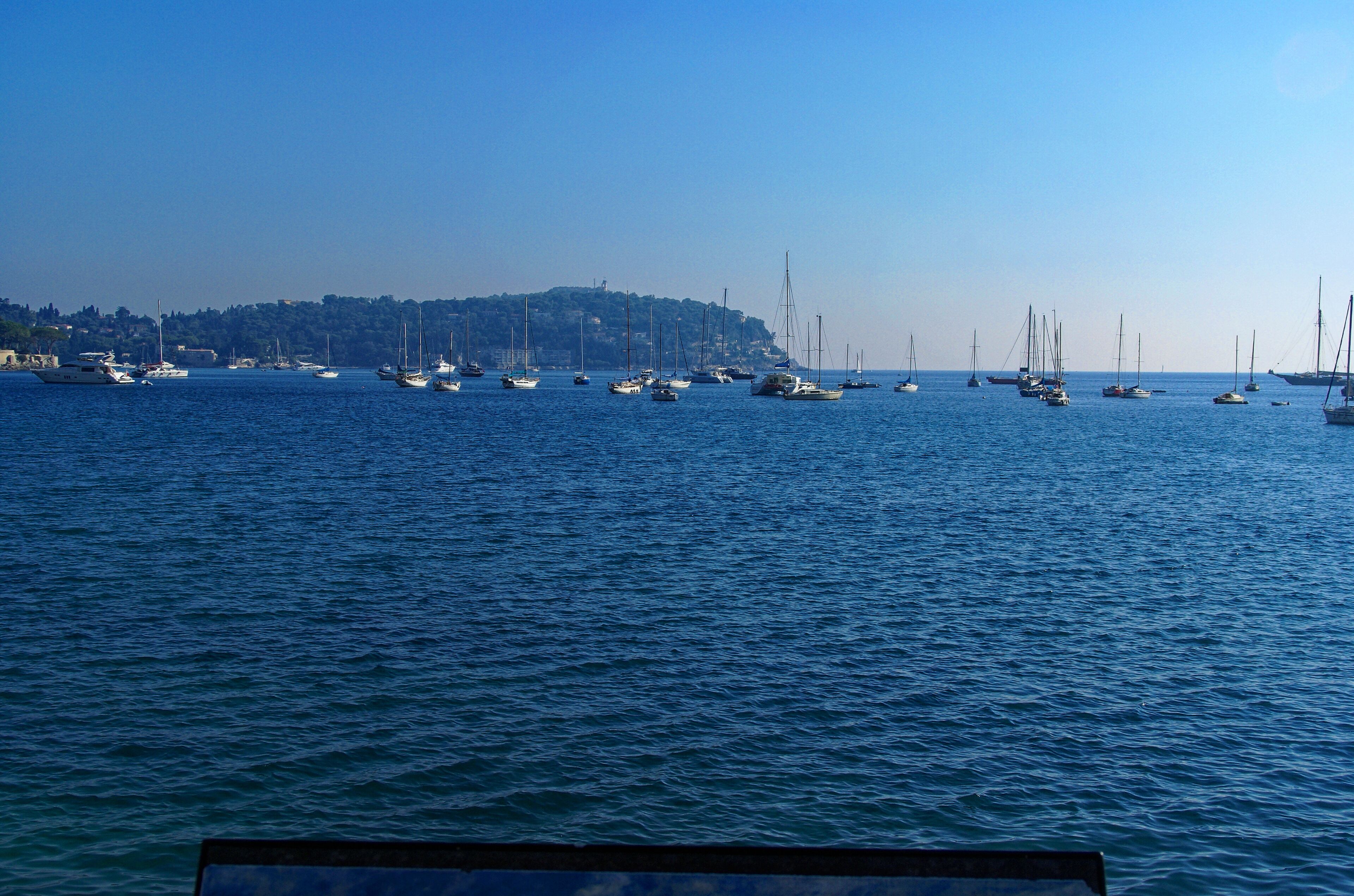 Villefranche-sur-Mer - Quai de l'Amiral Courbet - View SE on Cap-Ferrat