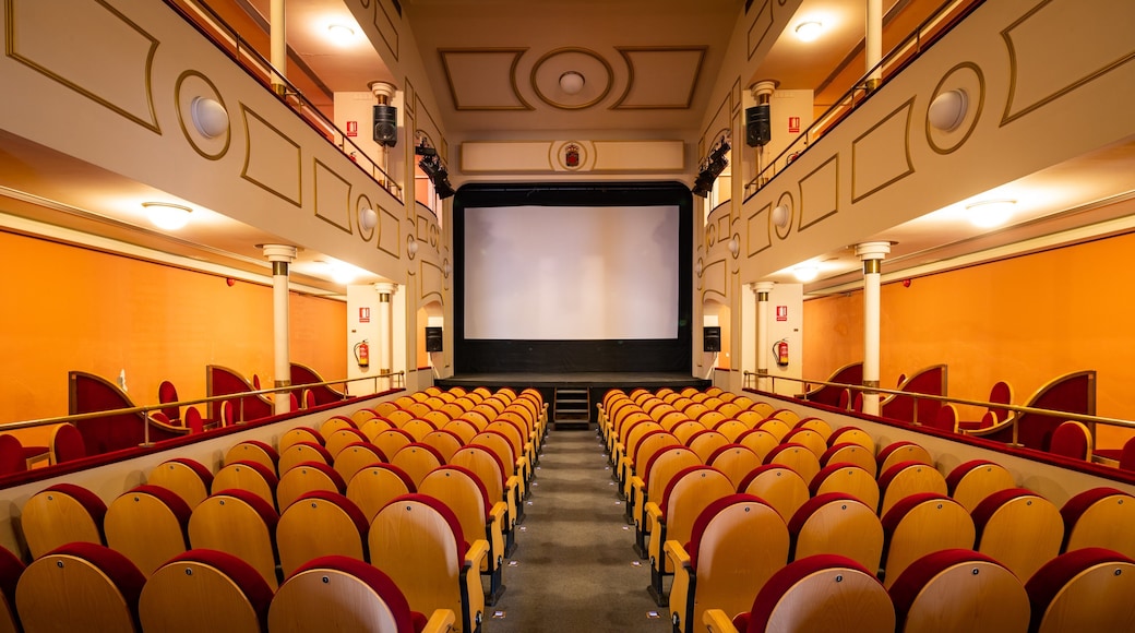 Apolo Theatre showing interior views and theater scenes