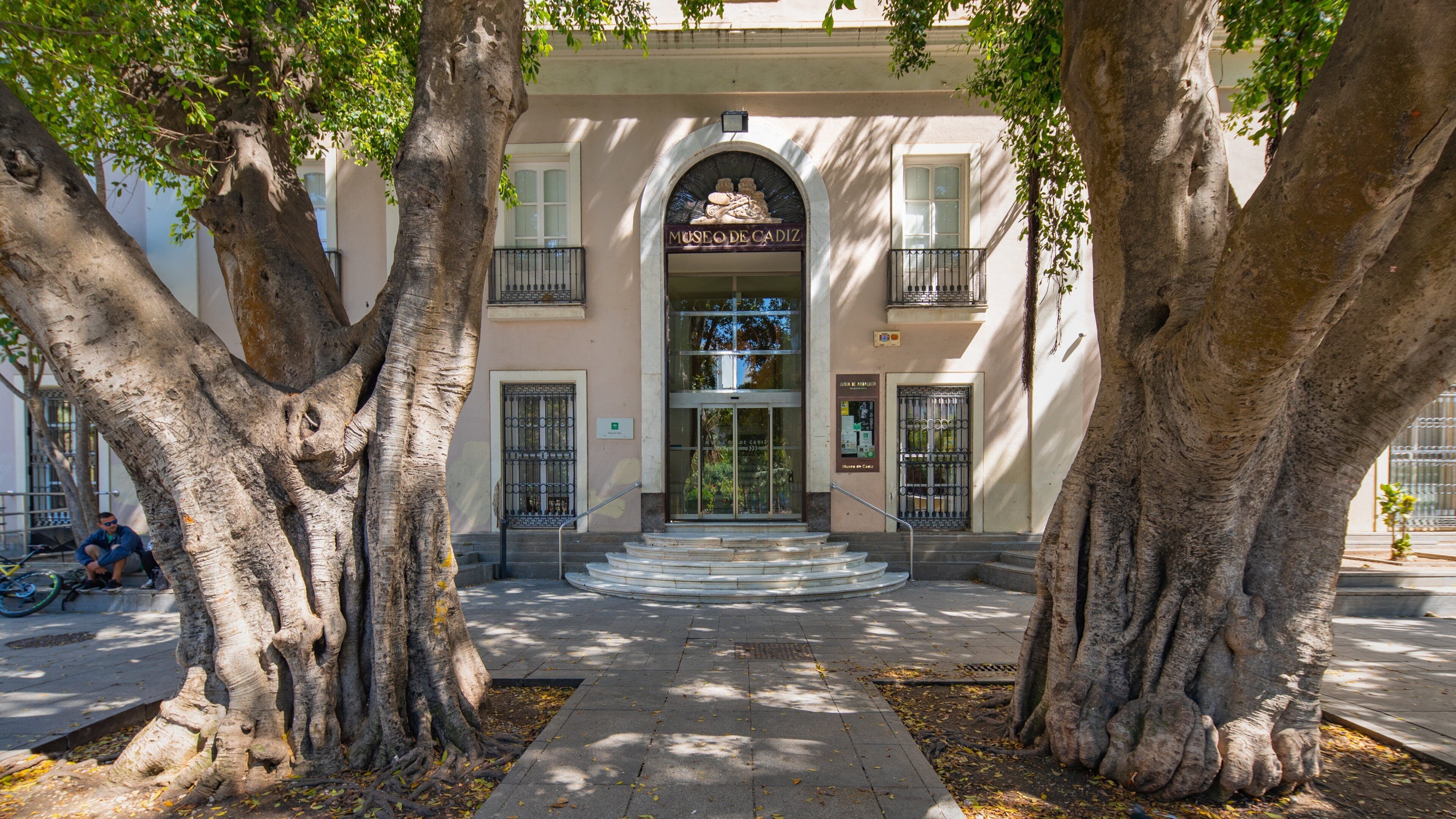 St Maarten and St Martin