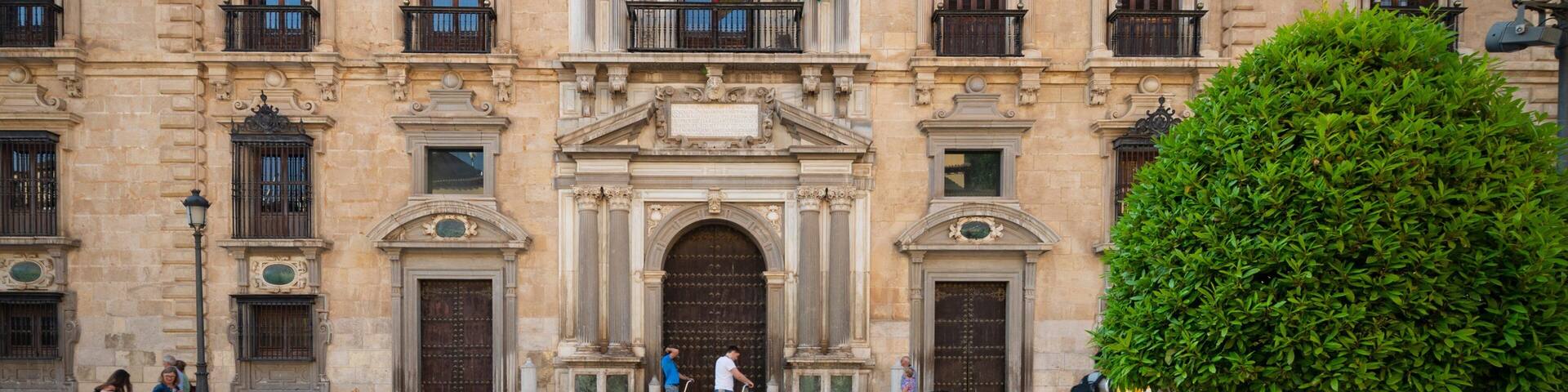 Plaza de Santa Ana featuring a square or plaza and heritage architecture as well as a couple