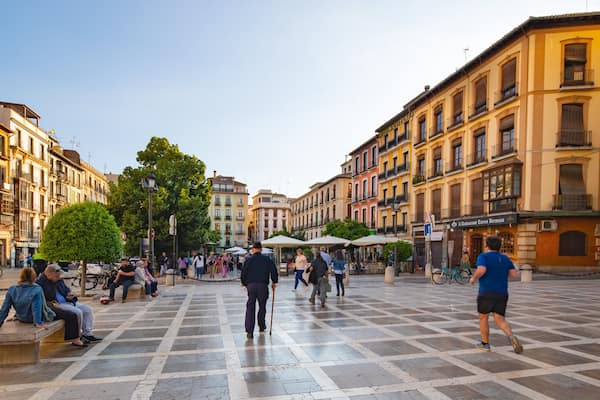 Plaza de Santa Ana showing a square or plaza