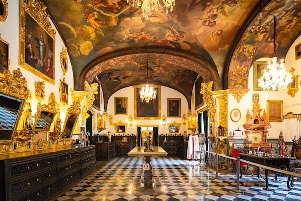 St Maarten and St Martin which includes heritage elements, a church or cathedral and interior views