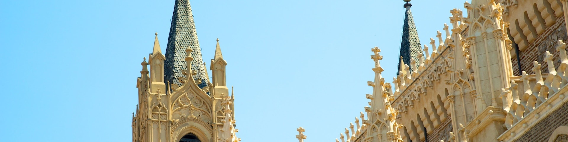 Madrid das einen Kirche oder Kathedrale, religiöse Aspekte und historische Architektur