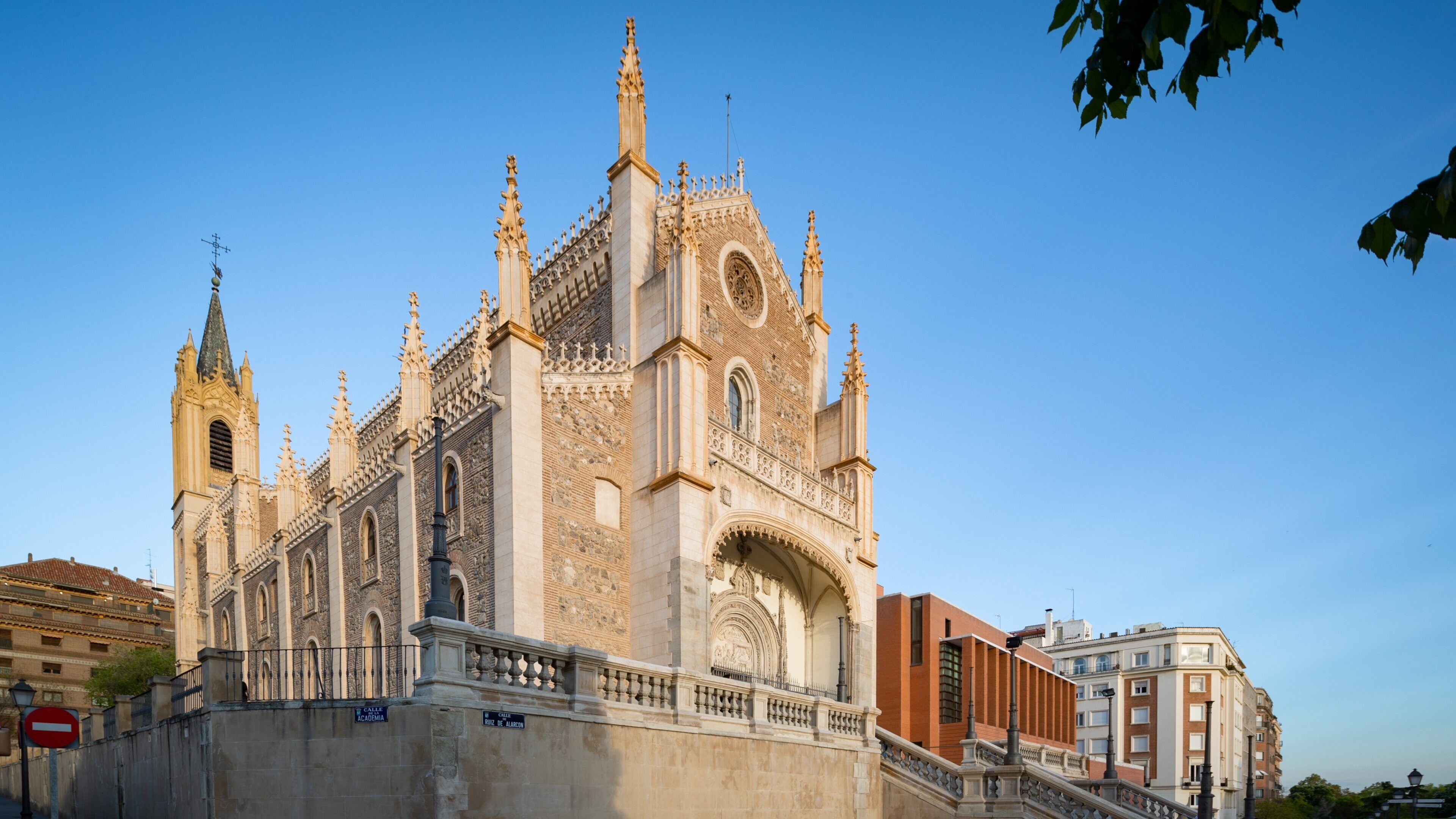 Church of San Jeronimo El Real showing heritage architecture and a church or cathedral