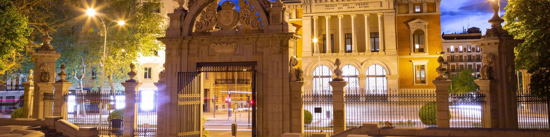 Cason del Buen Retiro which includes heritage architecture and night scenes