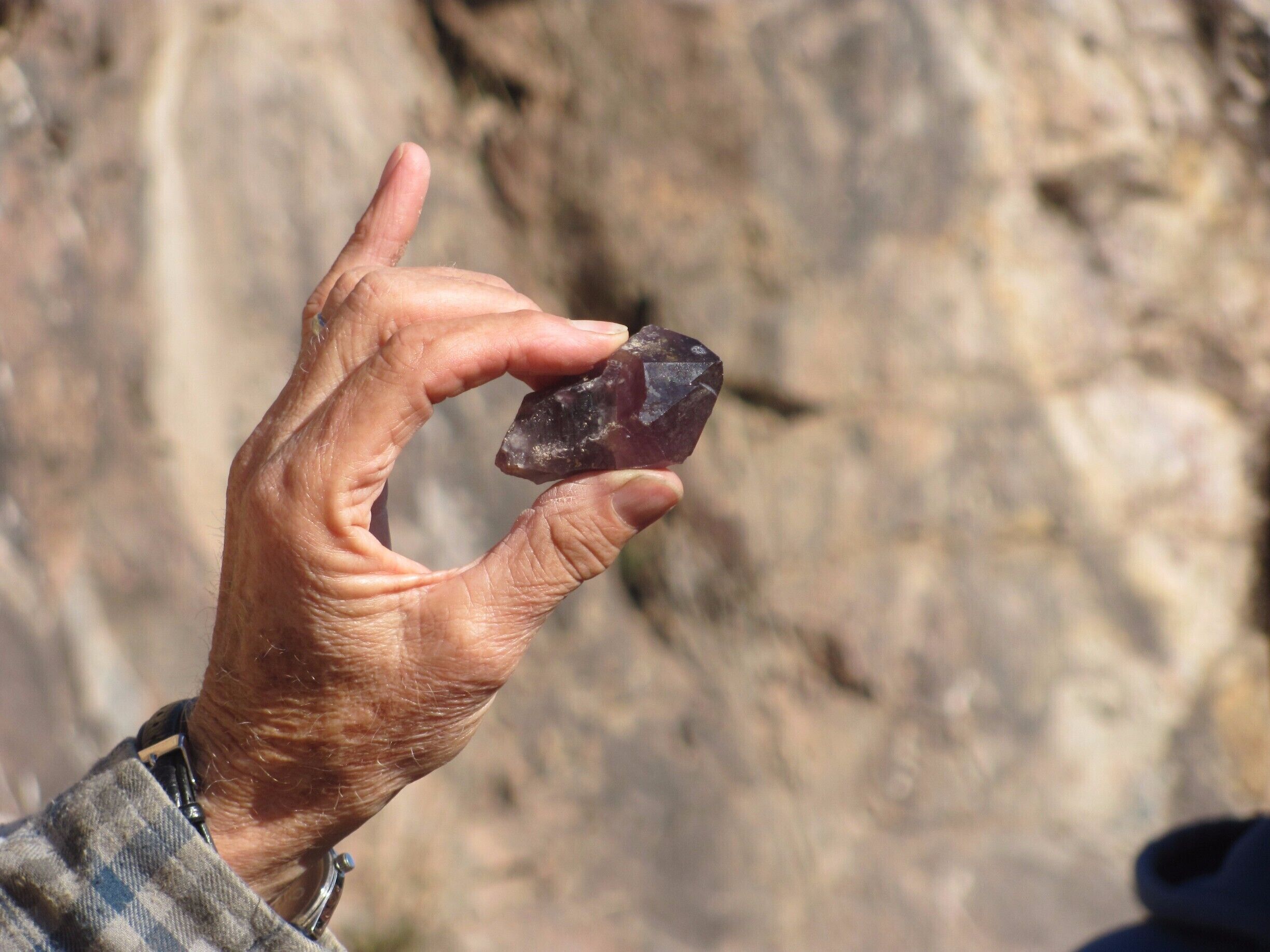 One of the coolest things I did while in Canada was visit and amethyst mine. I was still half sick when we pulled into the place, but I was not going to let anything get in between me and this stop. Even if it made me sicker. 