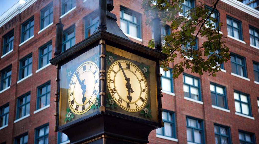 Gastown featuring heritage elements and a city