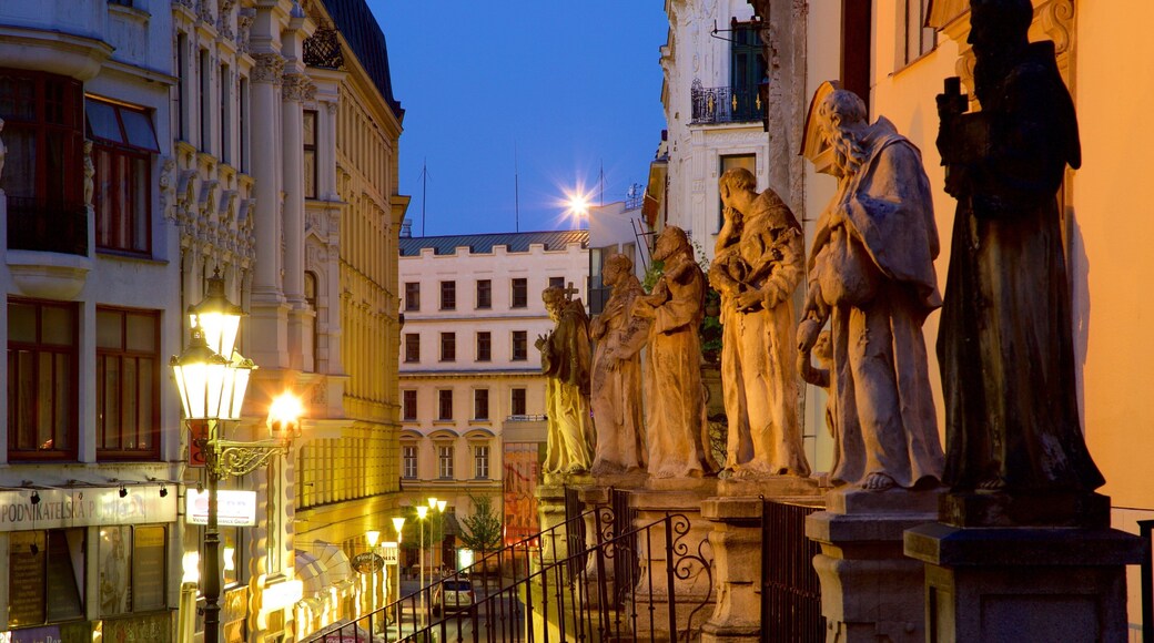 Brno bevat een stad en historisch erfgoed