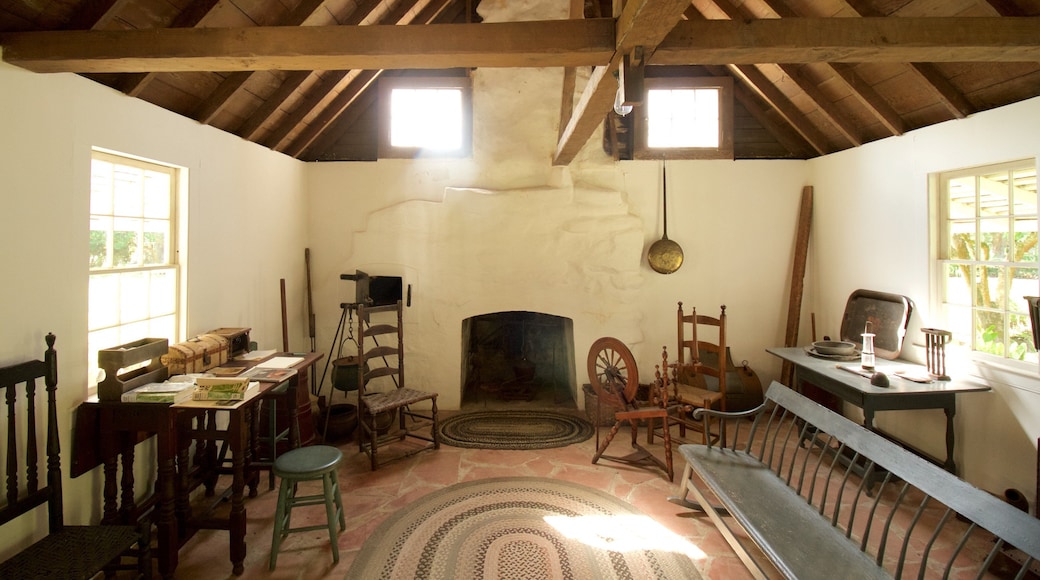 Waiʻoli Huiʻia Church & Waiʻoli Mission House showing a house, heritage elements and interior views