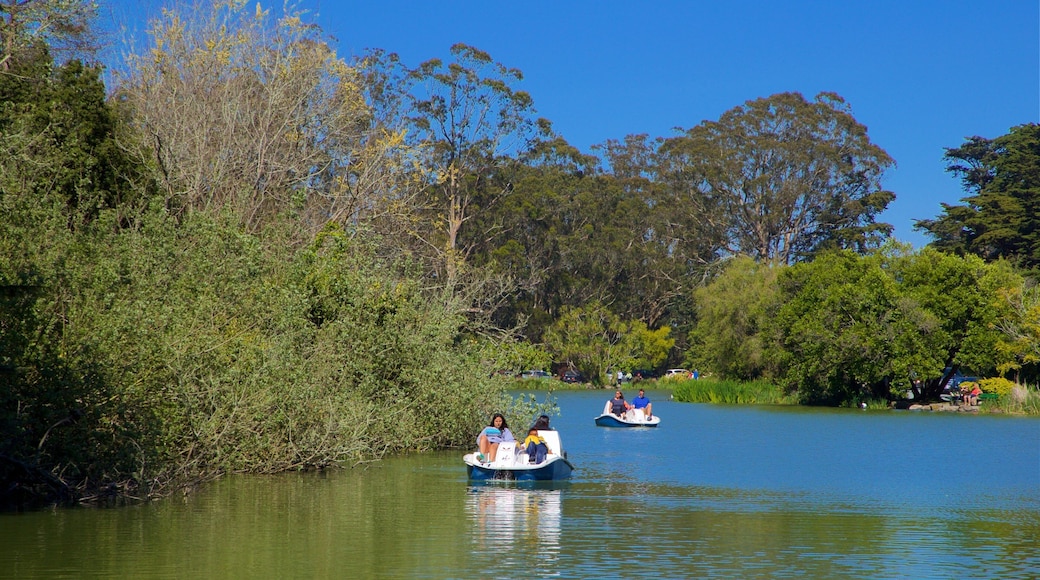 Stow Lake which includes a river or creek, boating and wetlands