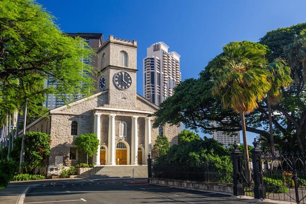 Kawaiaha\'o Church showing a church or cathedral and heritage architecture