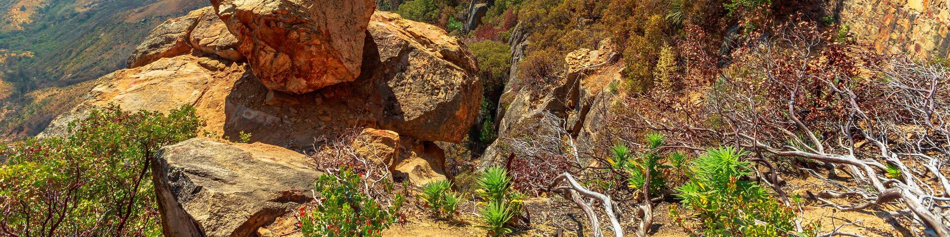 Kings river Canyon scenic byway Highway 180 in Kings Canyon National Park, California, United States of America.