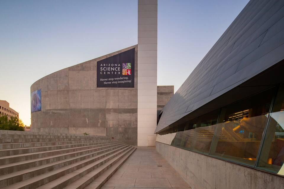 A modern building with a sign for the Arizona Science Center.