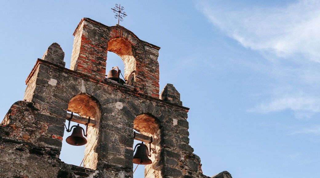 Mission Espada which includes heritage elements and a ruin