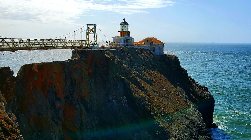 A guidance to lost at sea travellers... let the lighthouse show the way...
