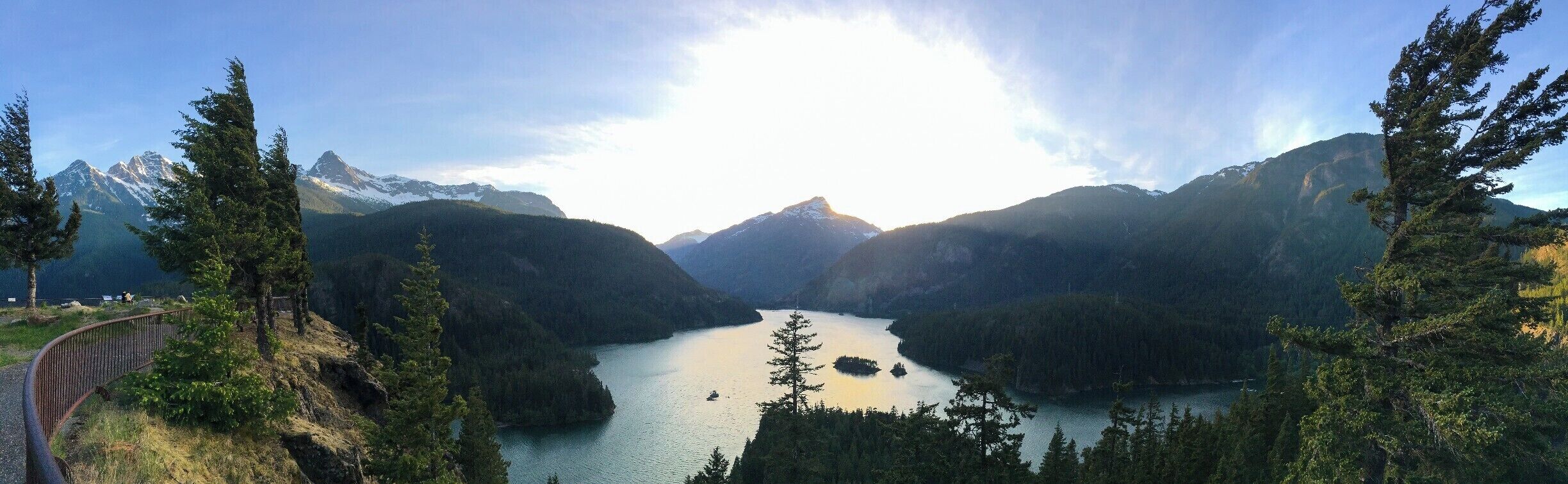 Nothing more relaxing than enjoying nature by Diablo Lake, if you want to visit, you might as well do the famous cascade loop in Washington, make sure you dedicate an entire day at least to this 440 mile road trip. You won't regret it. #LifeAtExpedia