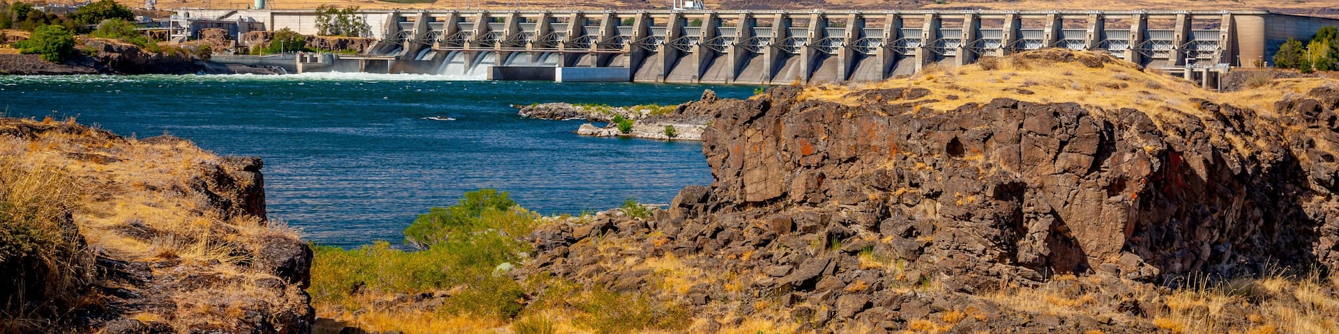 Dam at The Dalles Oregon