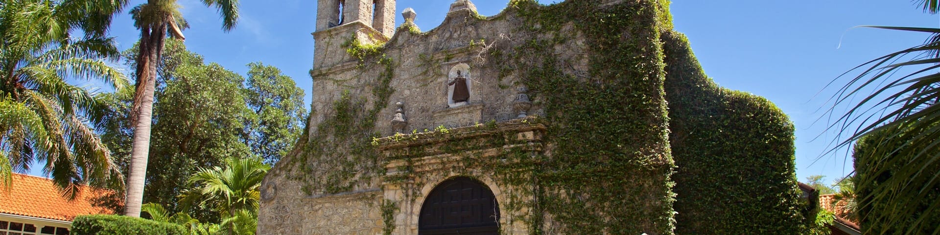 Plymouth Congregational Church which includes heritage architecture