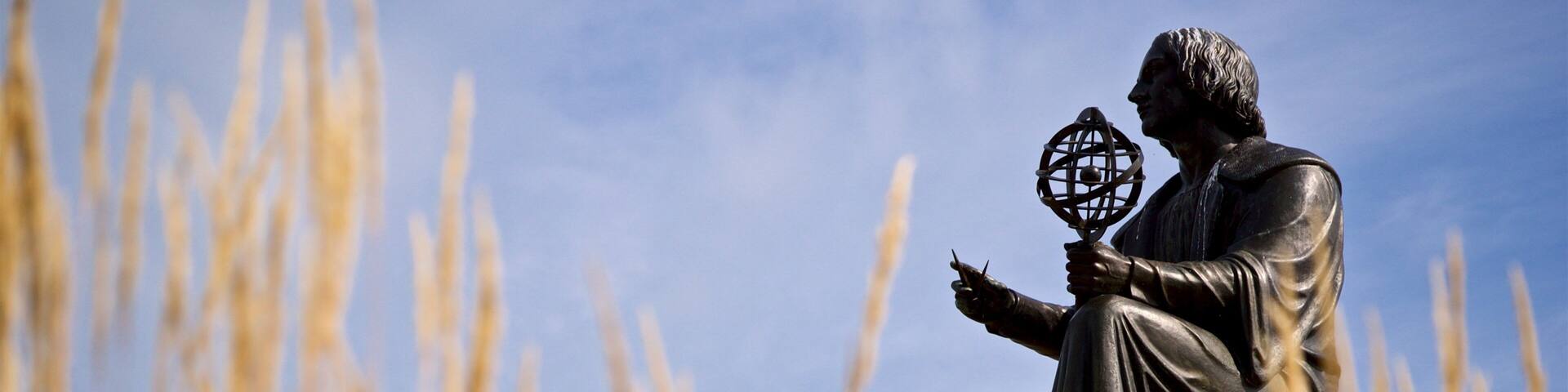 Copernicus Statue which includes a statue or sculpture