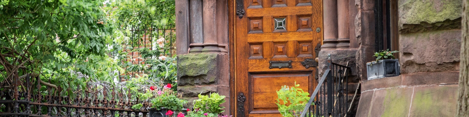 Montgomery Place which includes flowers