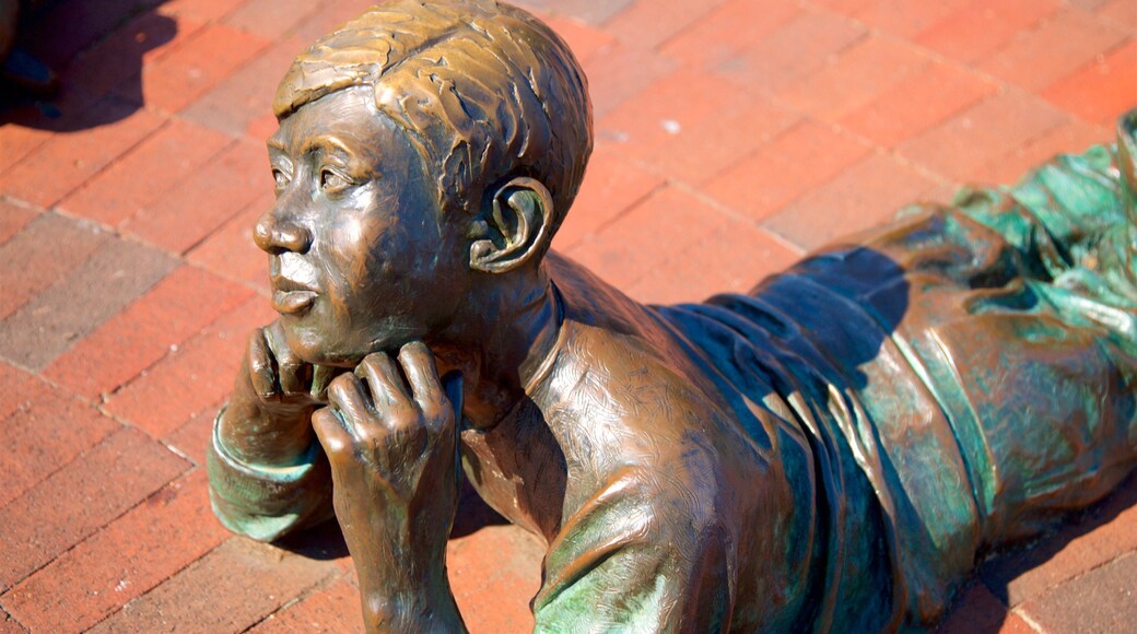 Kunta Kinte–Alex Haley Memorial